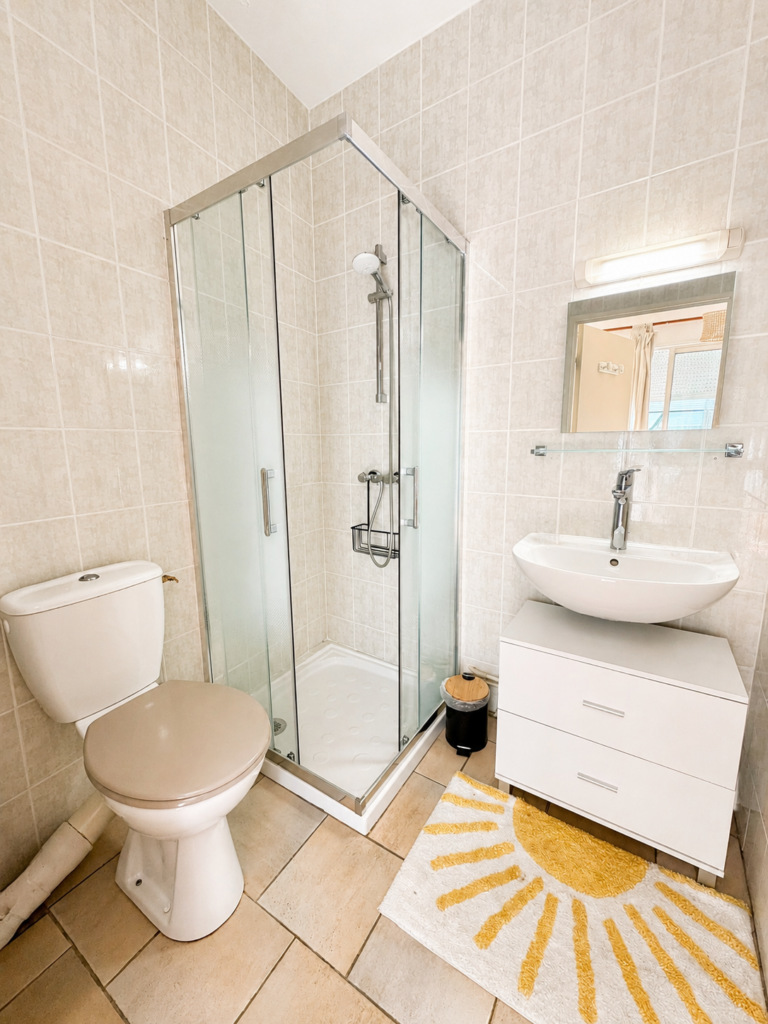 Salle de bain de la chambre Palmier