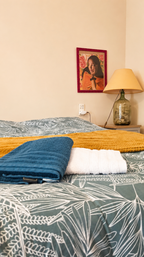 Photo du lit de la chambre Séquoia