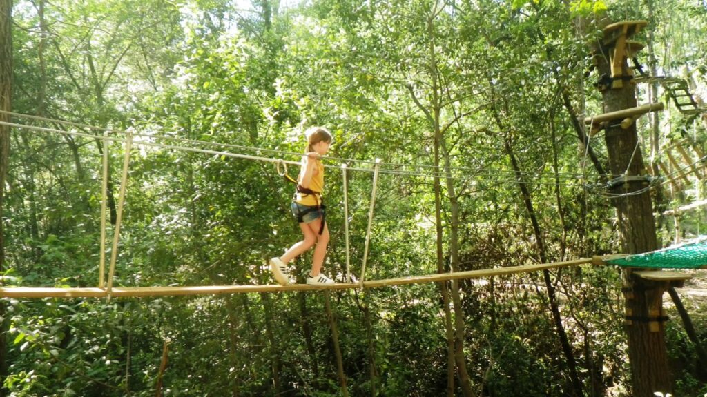 Parcours accrobranche Accrodiable Aventure à Aniane